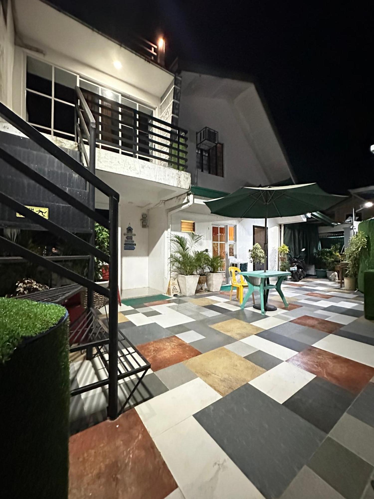 Ferienwohnung Tacloban Evmc Gdex Transient House Exterior foto