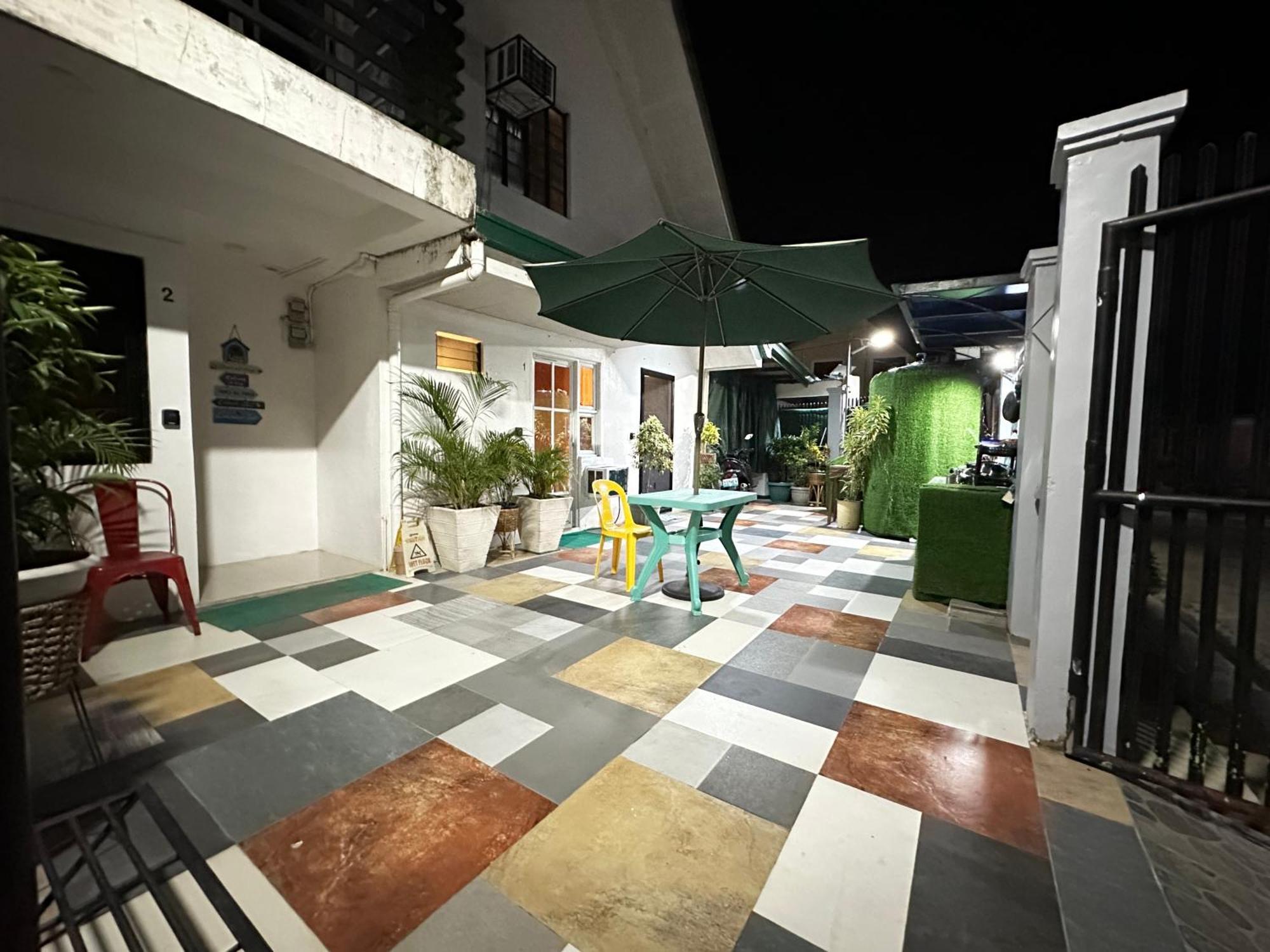Ferienwohnung Tacloban Evmc Gdex Transient House Exterior foto