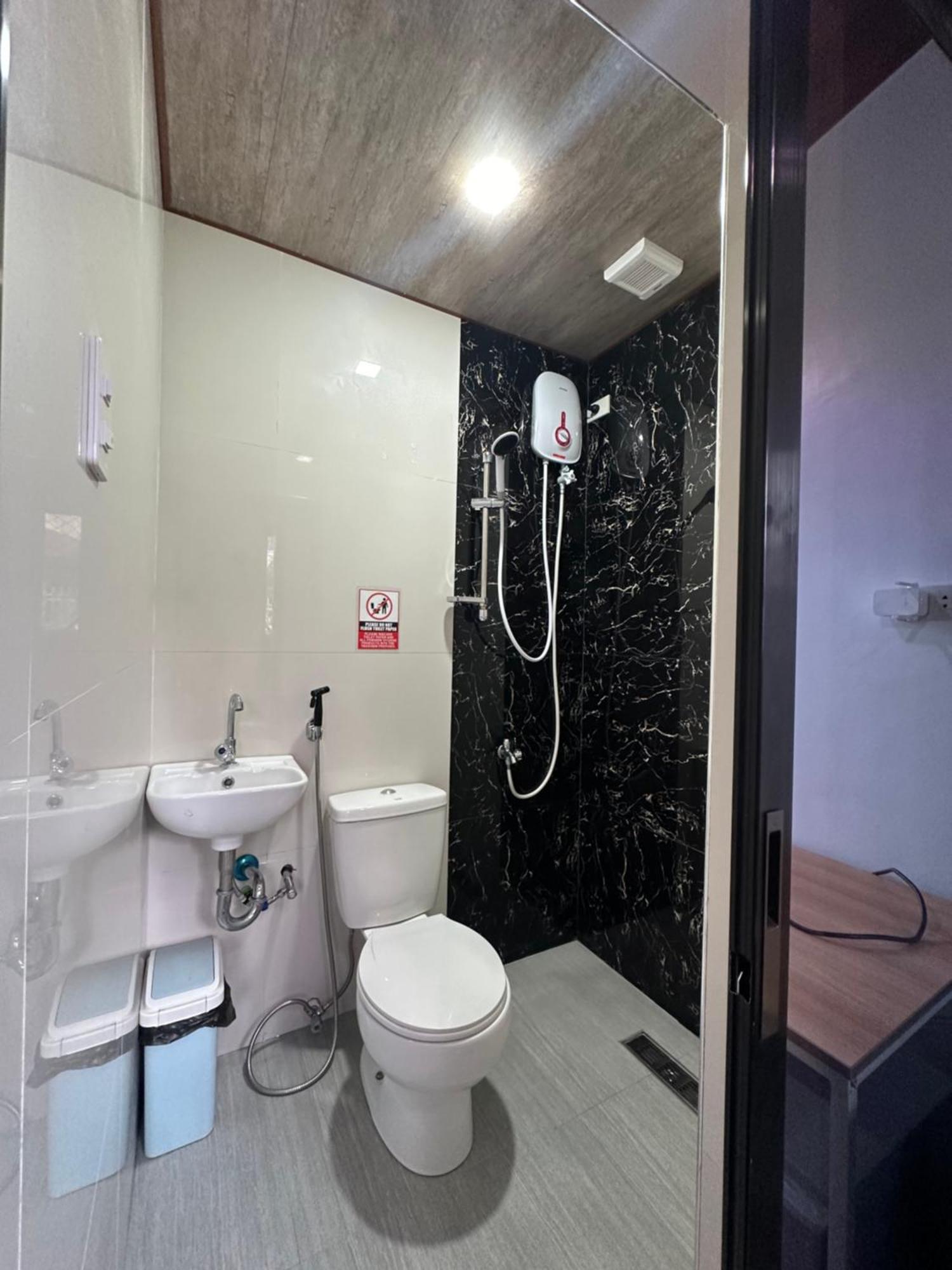 Ferienwohnung Tacloban Evmc Gdex Transient House Exterior foto